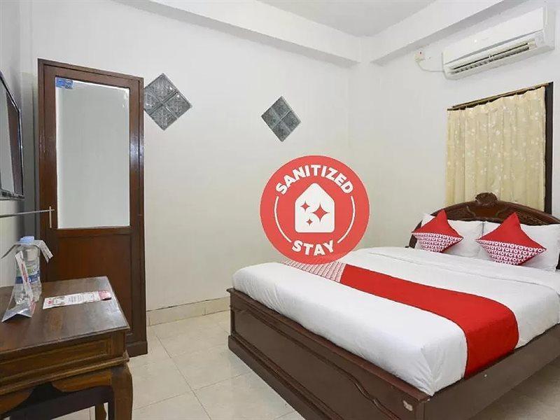 Oyo 586 Hotel Wijaya Kalasan Екстериор снимка