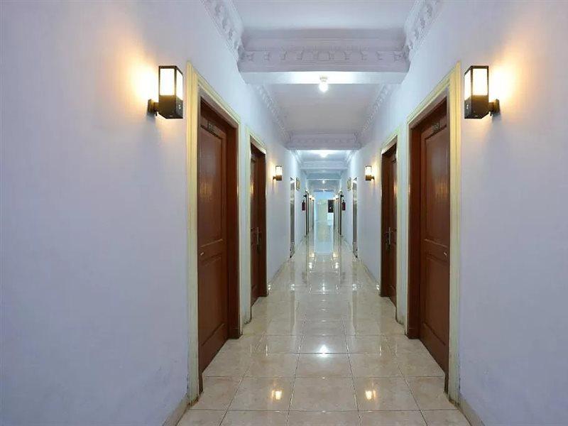 Oyo 586 Hotel Wijaya Kalasan Екстериор снимка