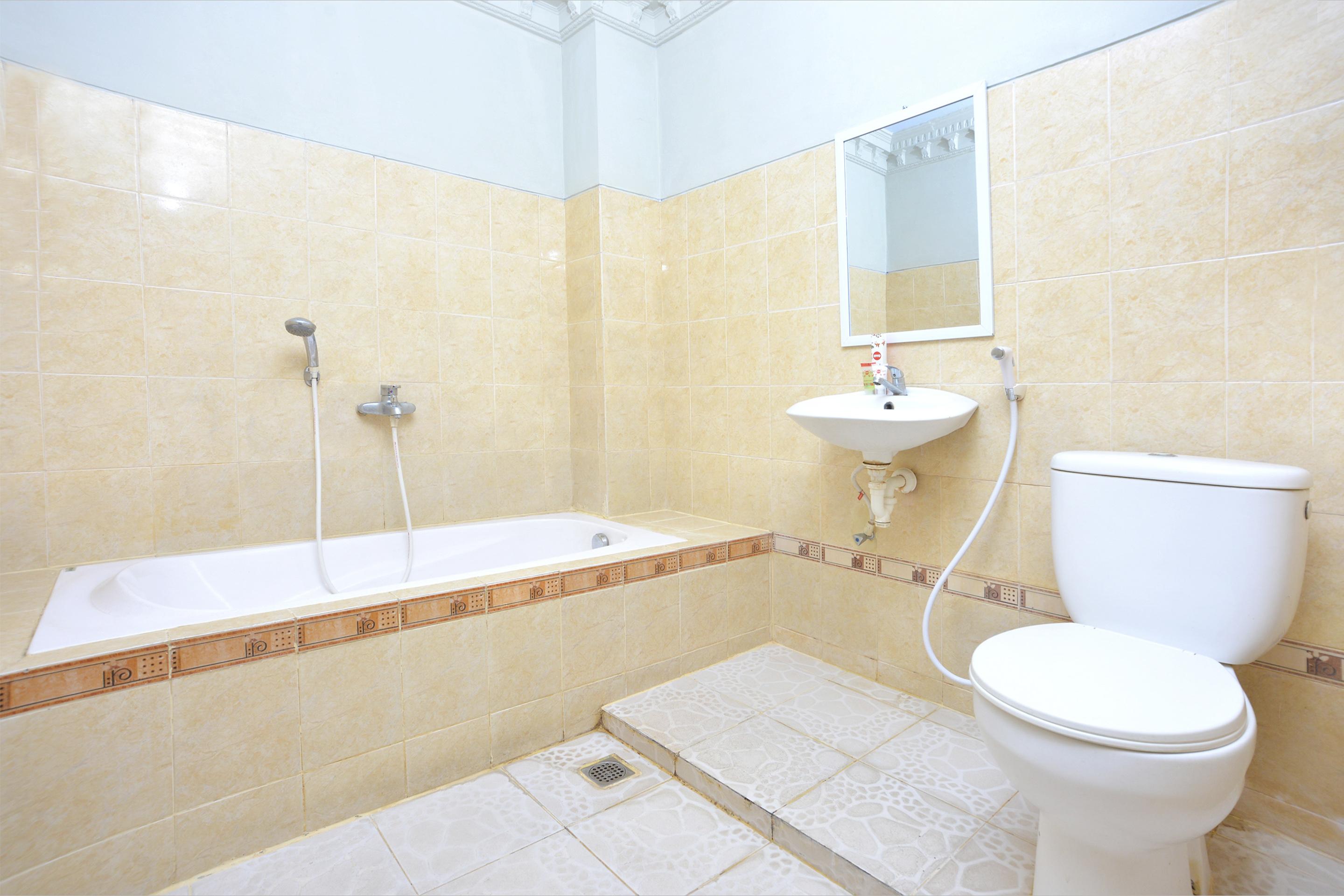 Oyo 586 Hotel Wijaya Kalasan Екстериор снимка