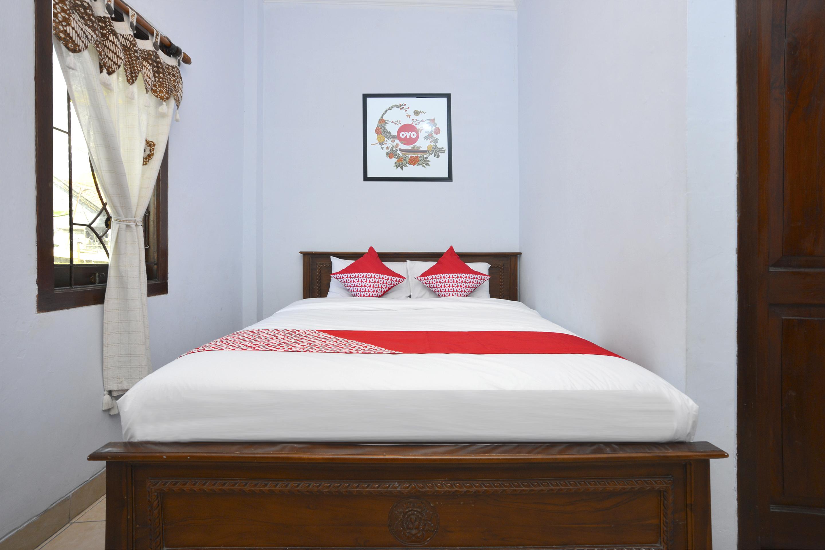 Oyo 586 Hotel Wijaya Kalasan Екстериор снимка