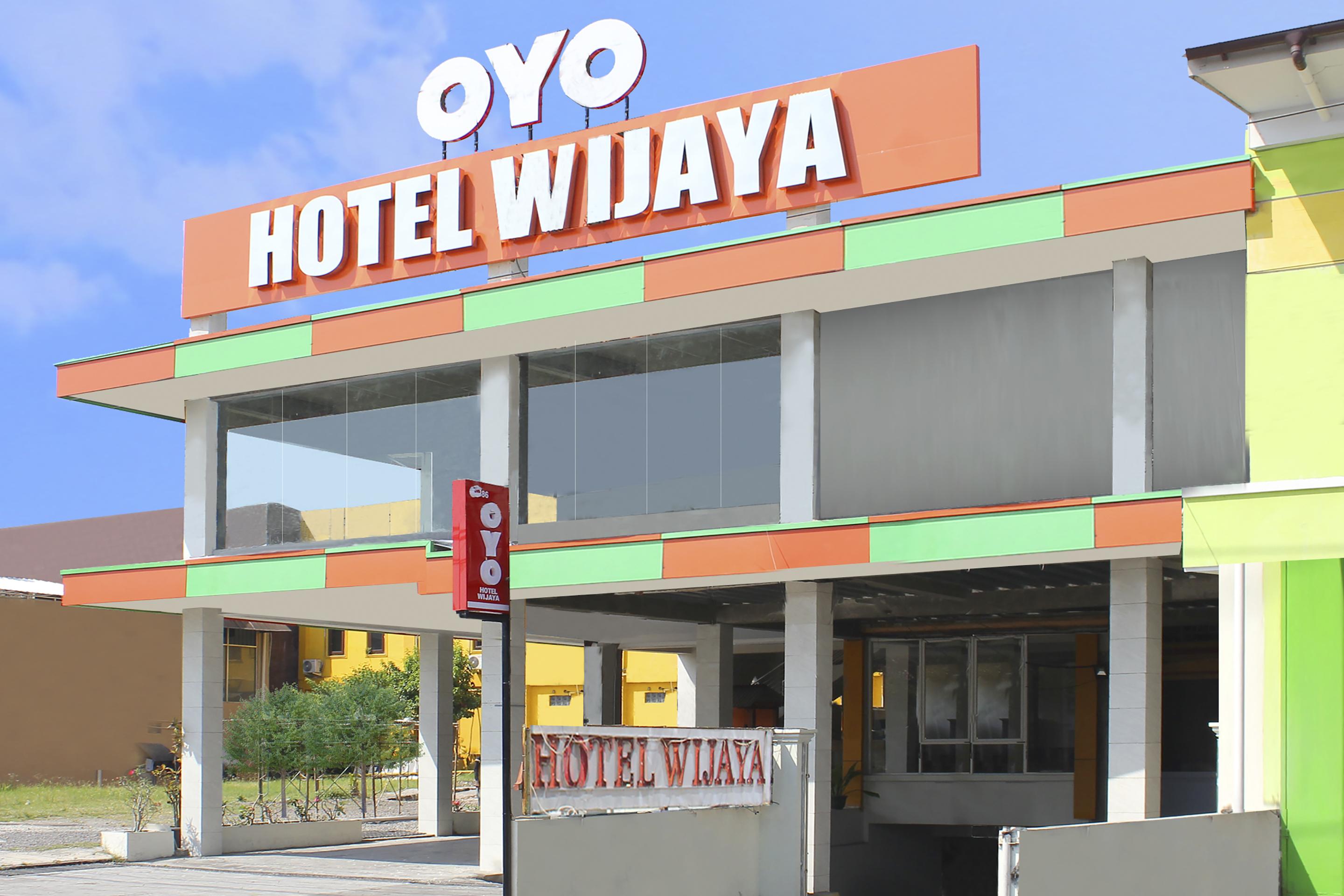 Oyo 586 Hotel Wijaya Kalasan Екстериор снимка