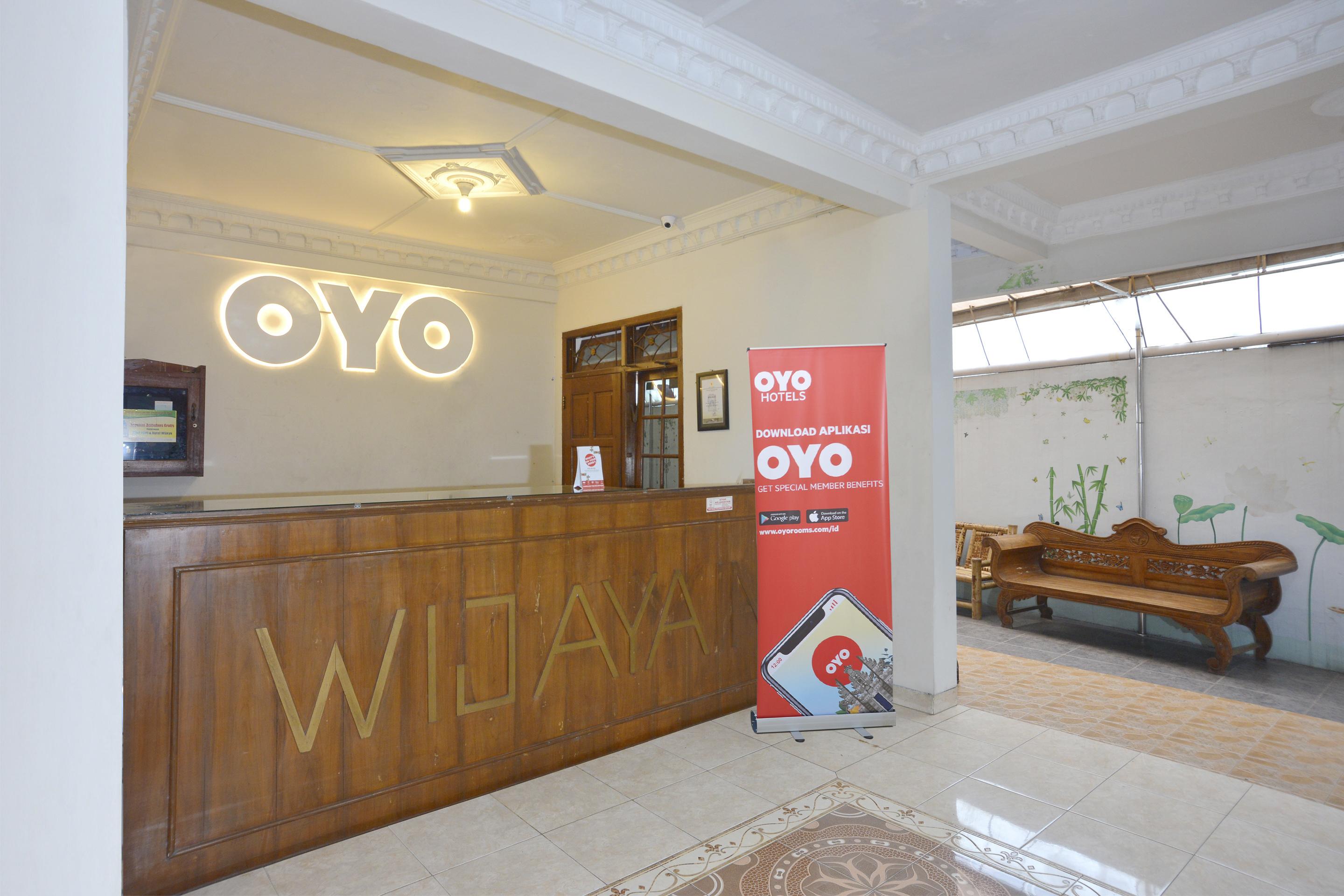 Oyo 586 Hotel Wijaya Kalasan Екстериор снимка