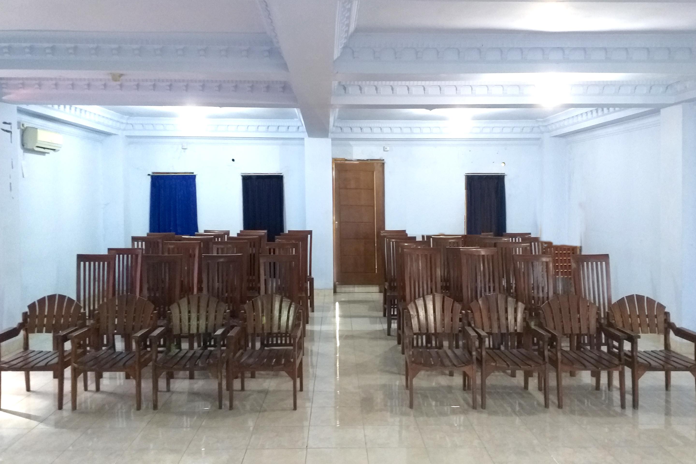 Oyo 586 Hotel Wijaya Kalasan Екстериор снимка